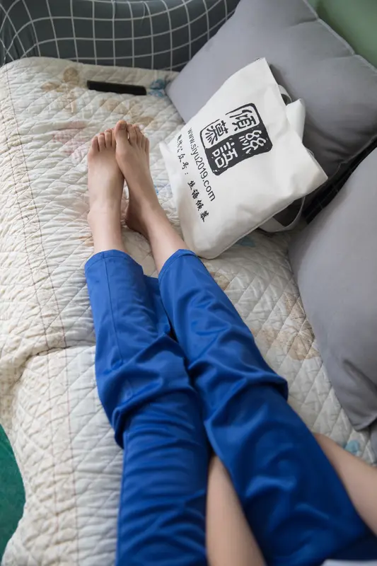 381英语课本第381章 - 物恋传媒